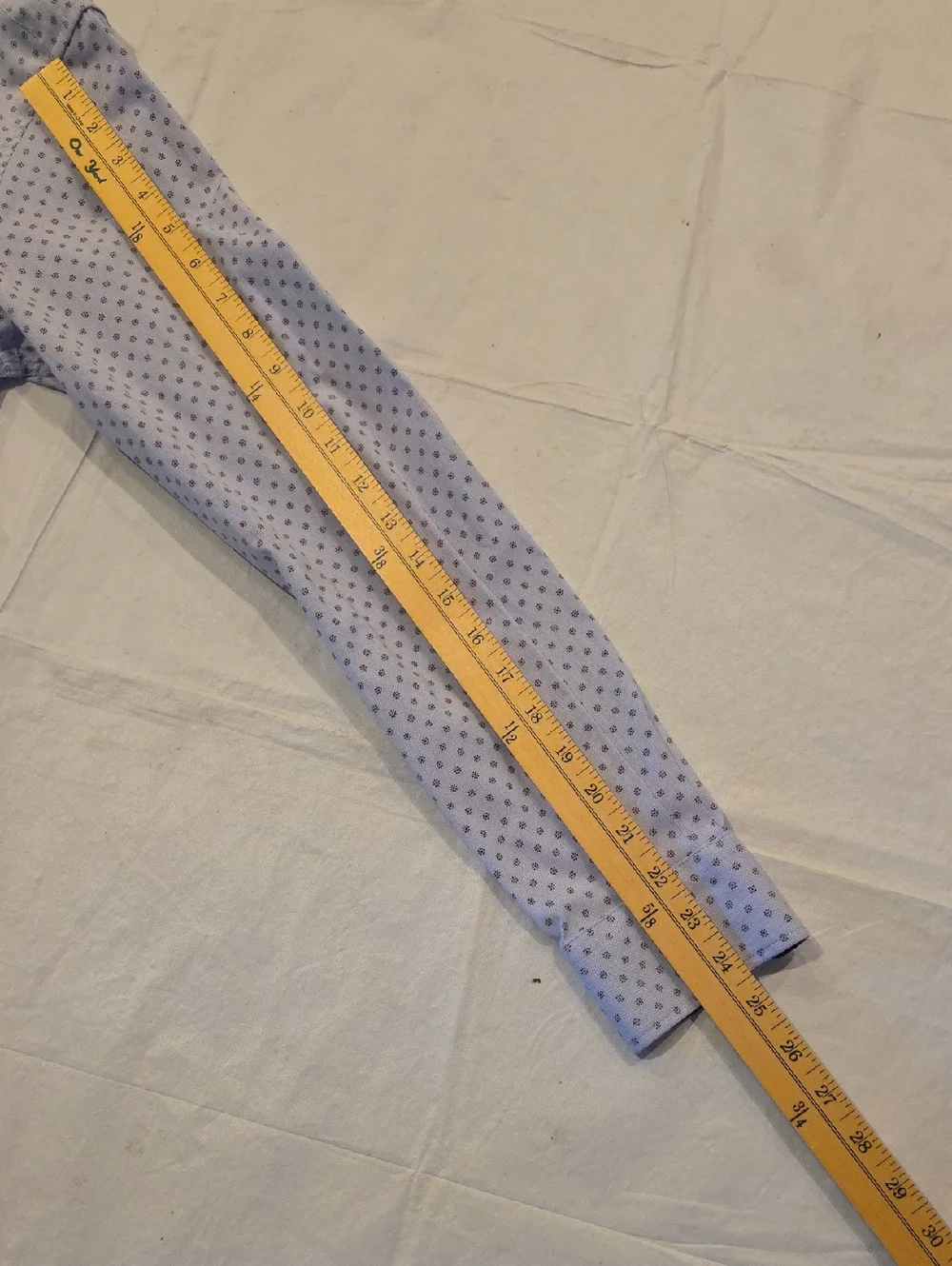 7 Diamonds Lavender Stretch Button-Down with Wine Contrasting Trim Flip Cuffs M - Picture 8 of 9